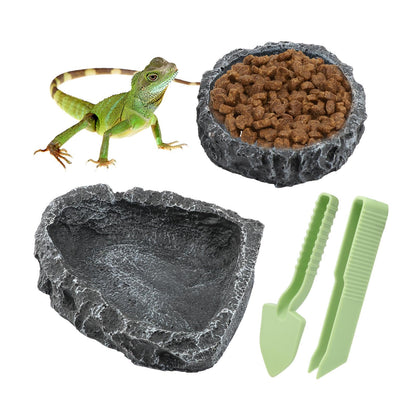 CALIDAKA 2 Pack Reptile Water Dish Food BowlReptile Feeder Food Dish with Tongs&ShovelReptile Feeding Dish Corner BowlTerrarium Water Dish Feeding Bowl for Reptile Amphibian Pets Large