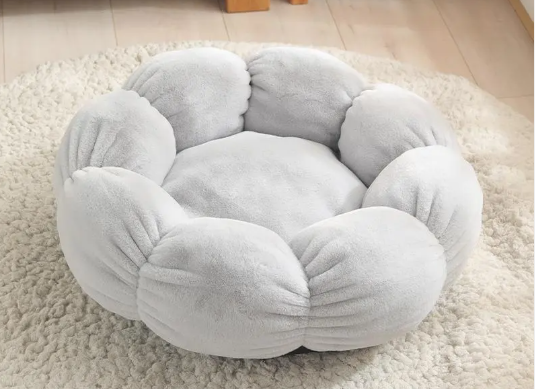 Plush Flower Pet Nest Bed