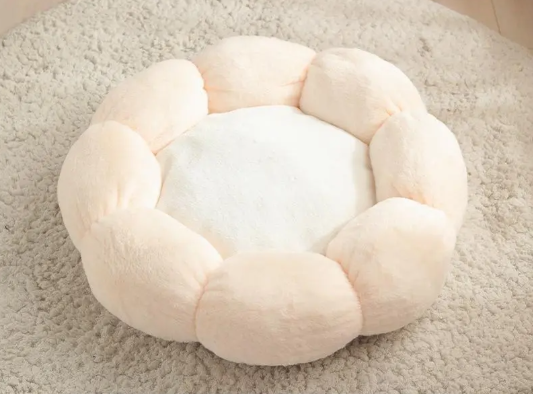 Plush Flower Pet Nest Bed